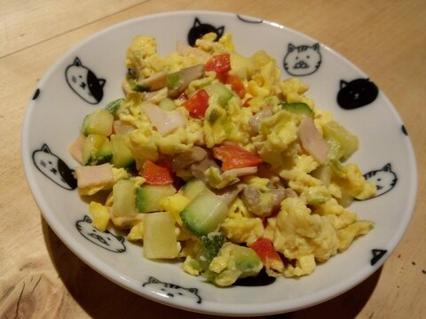 離乳食　幼児食　ハムと野菜の炒り卵